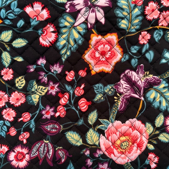 Vera Bradley Hanging Travel Organizer Bag - Picture 6 of 6